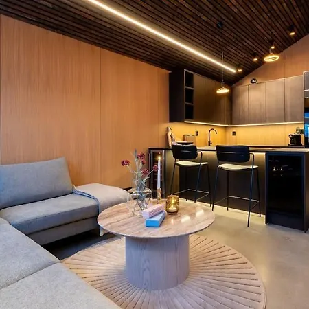 Signature Townhouse For Luxury Living Arctic Seasons Appartement *