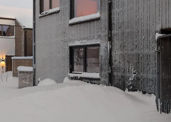 Signature Townhouse For Luxury Living Arctic Seasons דירה *